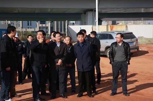 ���г�����һ�е�����˾���ϴ�����鶼�������·ˢ����Ŀ