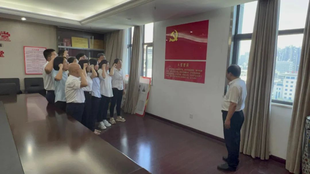 �ϲ���betway����ķ����������ϲӭ��һ �쵳����